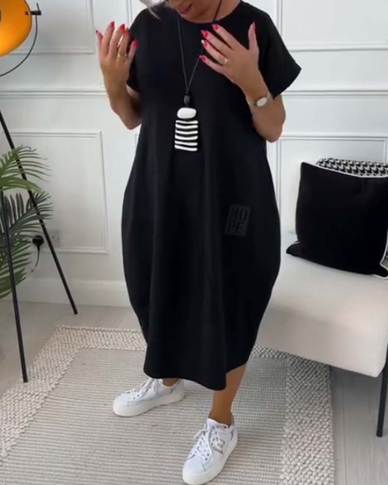 Julie™ | Stilfuld Kjole med Korte Ærmer