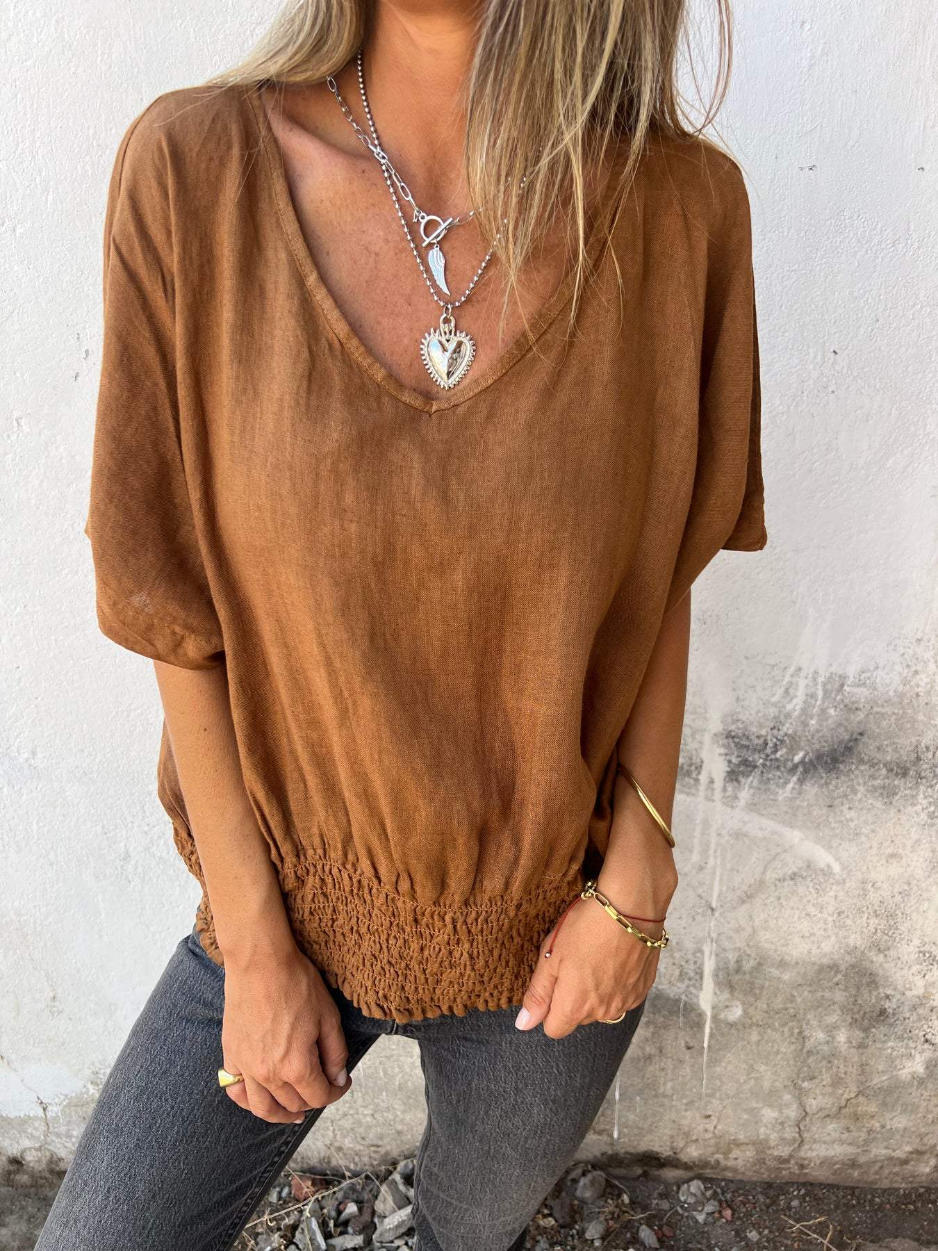 Ida™ | Behagelig Taljeret Bluse med V-hals