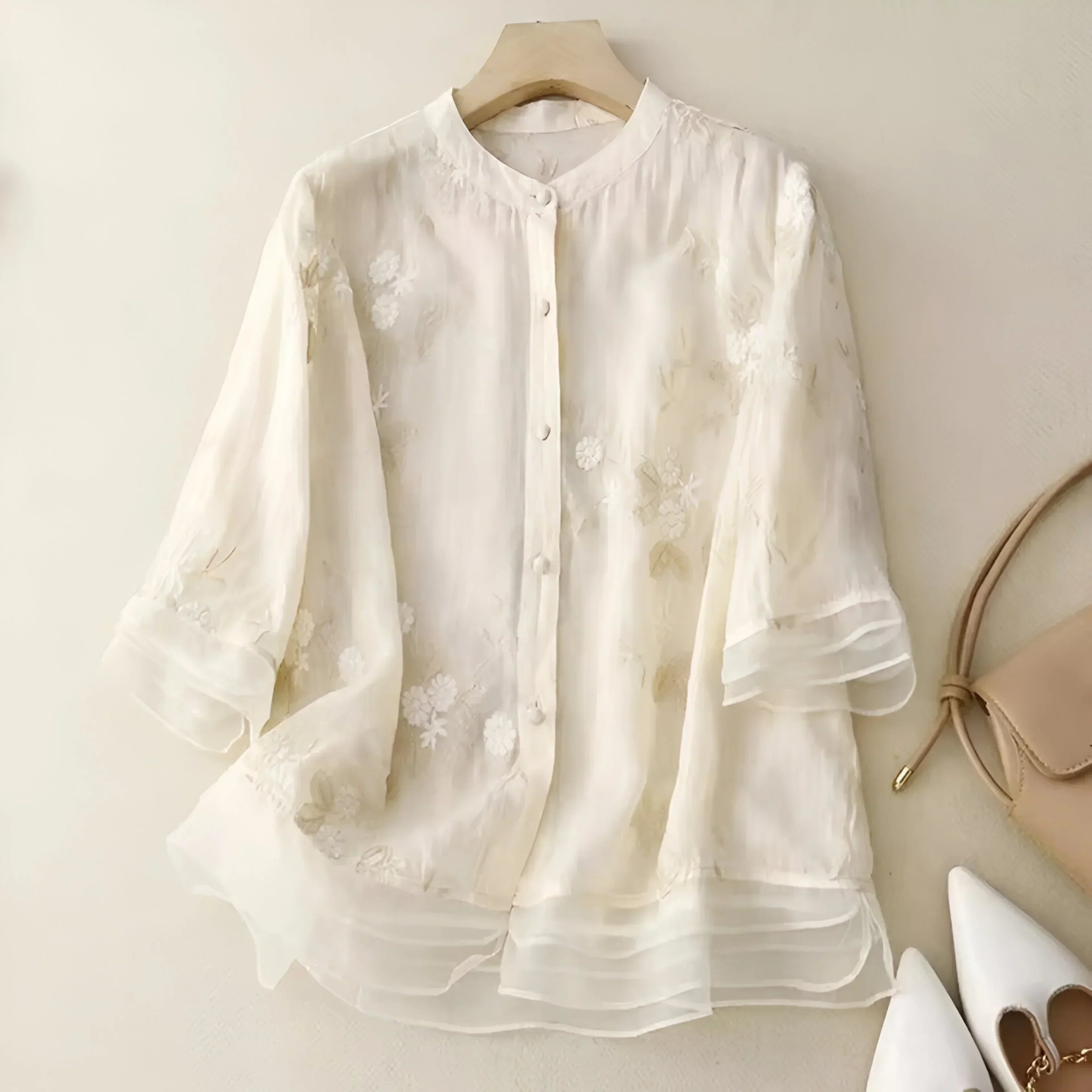 Federica™ | Bluse med Blomsterknapper