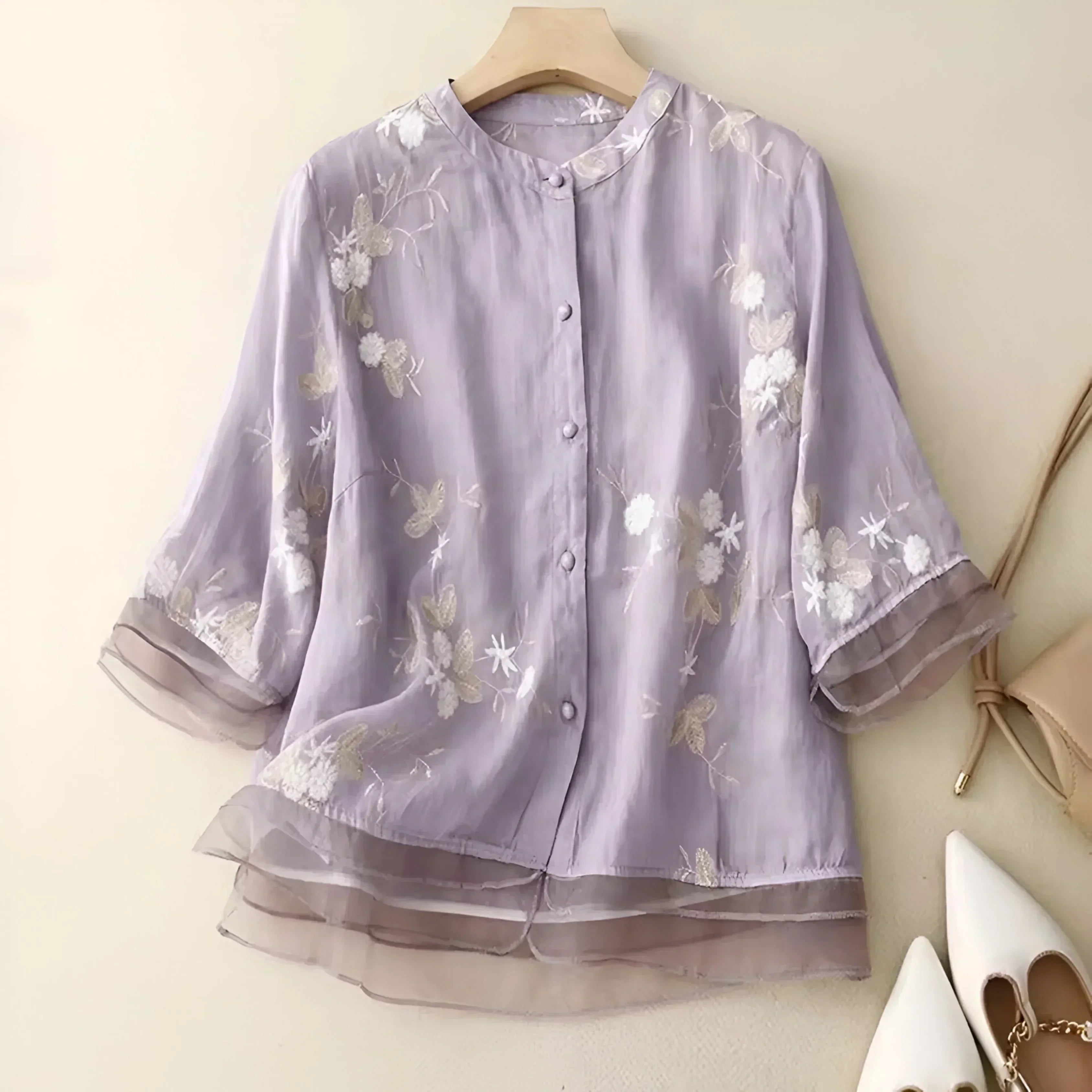 Federica™ | Bluse med Blomsterknapper