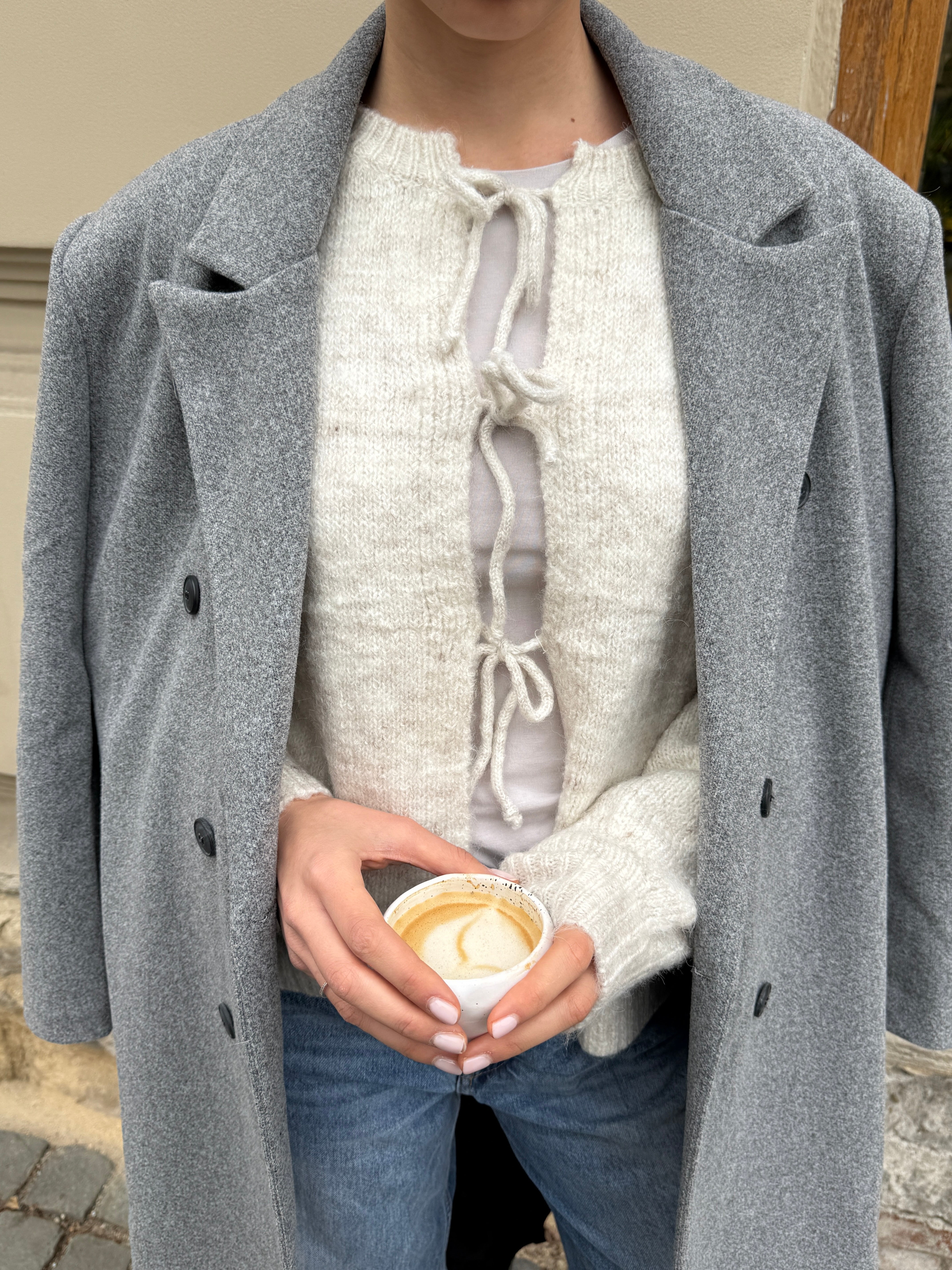 Gunilla knitted cardigan with tie details - Beige