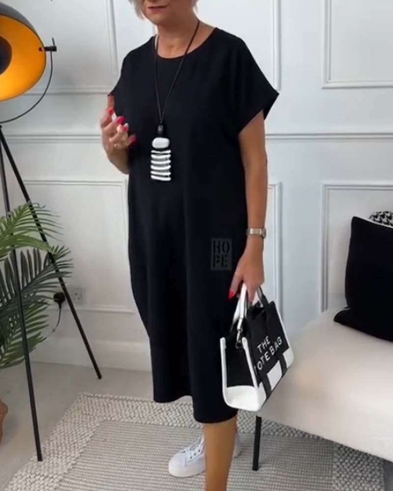 Julie™ | Stilfuld Kjole med Korte Ærmer